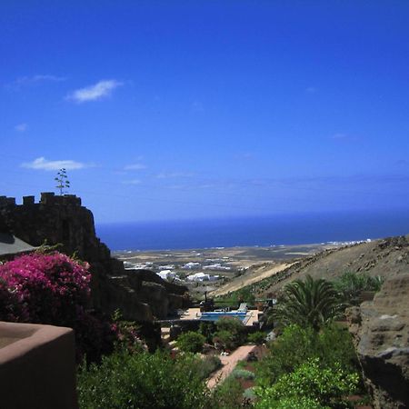 Castillo Lanzarote Villa Sophie - Luxury Villa -Sleep In A Volcanic Cave With Heated Pool Tías Kültér fotó