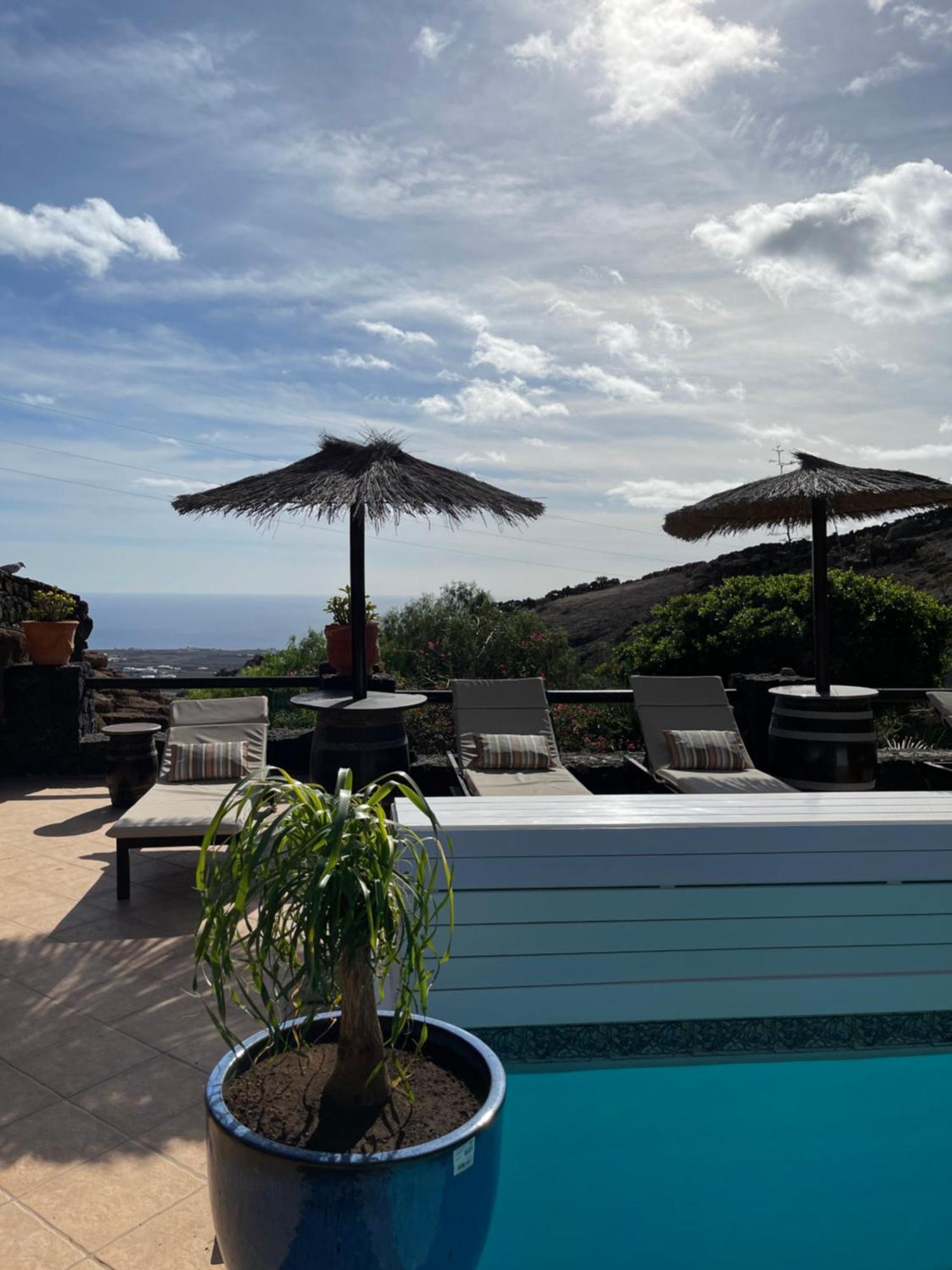 Castillo Lanzarote Villa Sophie - Luxury Villa -Sleep In A Volcanic Cave With Heated Pool Tías Kültér fotó