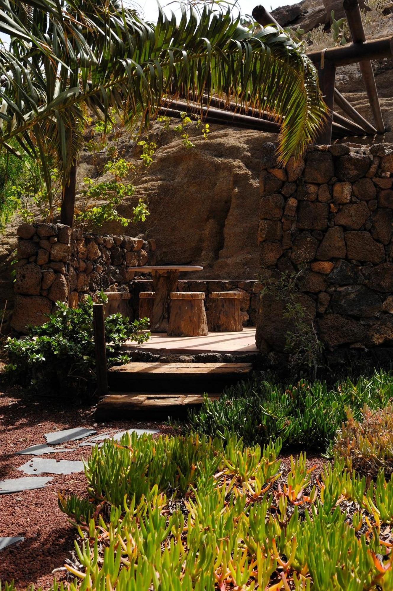 Castillo Lanzarote Villa Sophie - Luxury Villa -Sleep In A Volcanic Cave With Heated Pool Tías Kültér fotó
