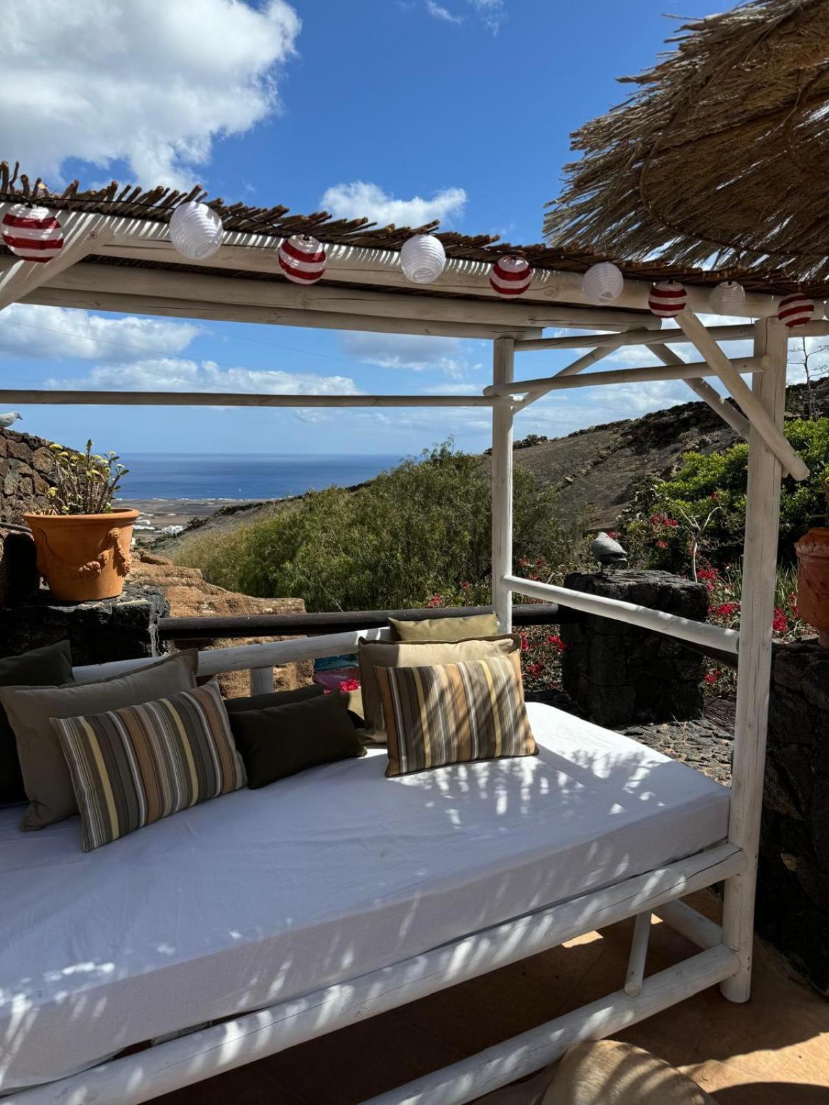 Castillo Lanzarote Villa Sophie - Luxury Villa -Sleep In A Volcanic Cave With Heated Pool Tías Kültér fotó