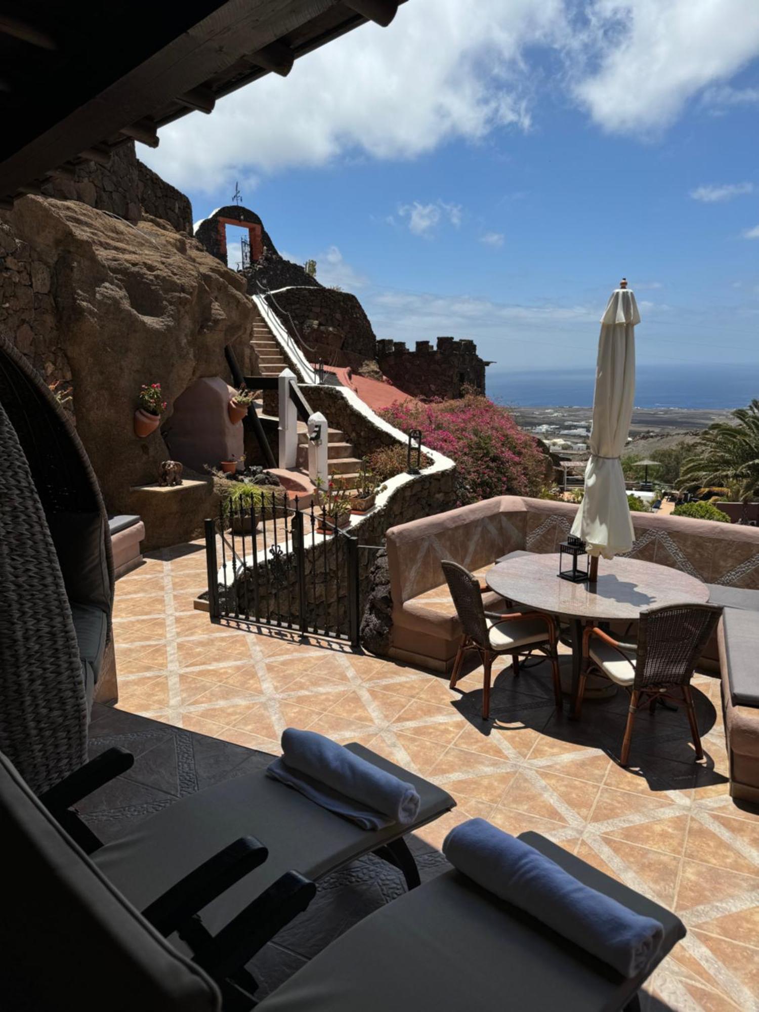 Castillo Lanzarote Villa Sophie - Luxury Villa -Sleep In A Volcanic Cave With Heated Pool Tías Kültér fotó