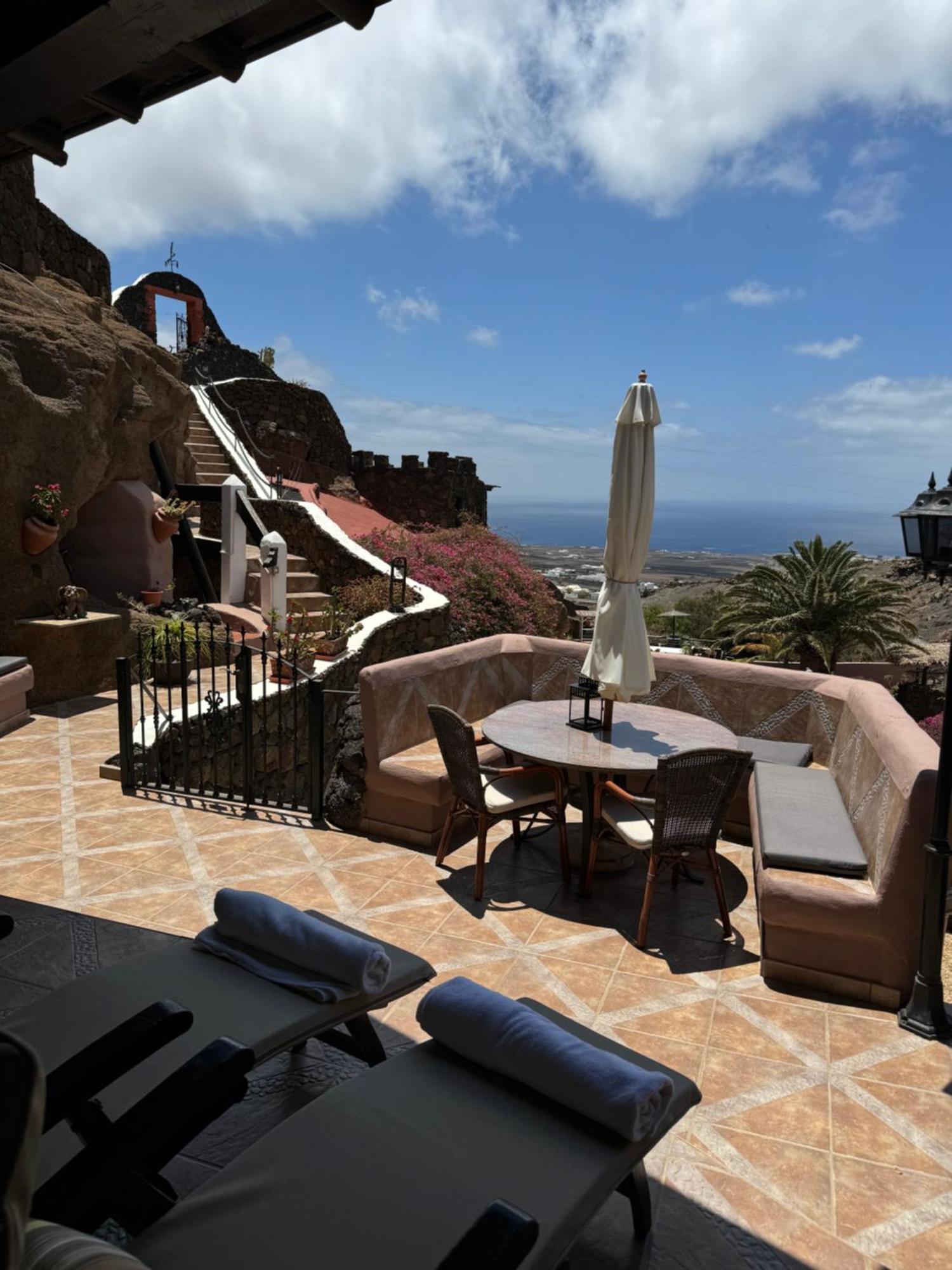 Castillo Lanzarote Villa Sophie - Luxury Villa -Sleep In A Volcanic Cave With Heated Pool Tías Kültér fotó